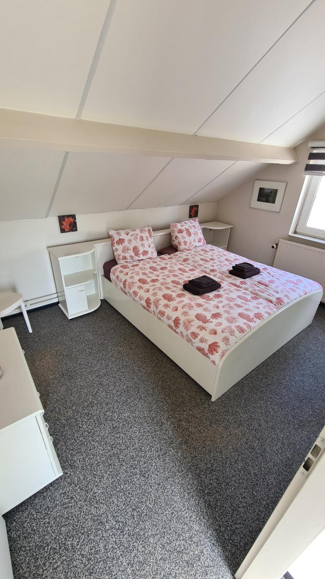 Roos Guesthouse Holiday Appartements Valkenburg aan de Geul Номер фото